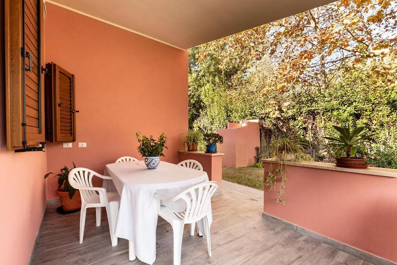 Holiday home Villetta Coccinella Maracalagonis